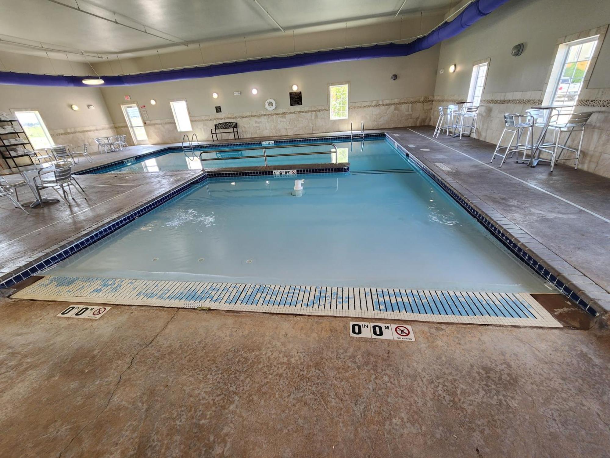 Highland Suites Minot Extérieur photo