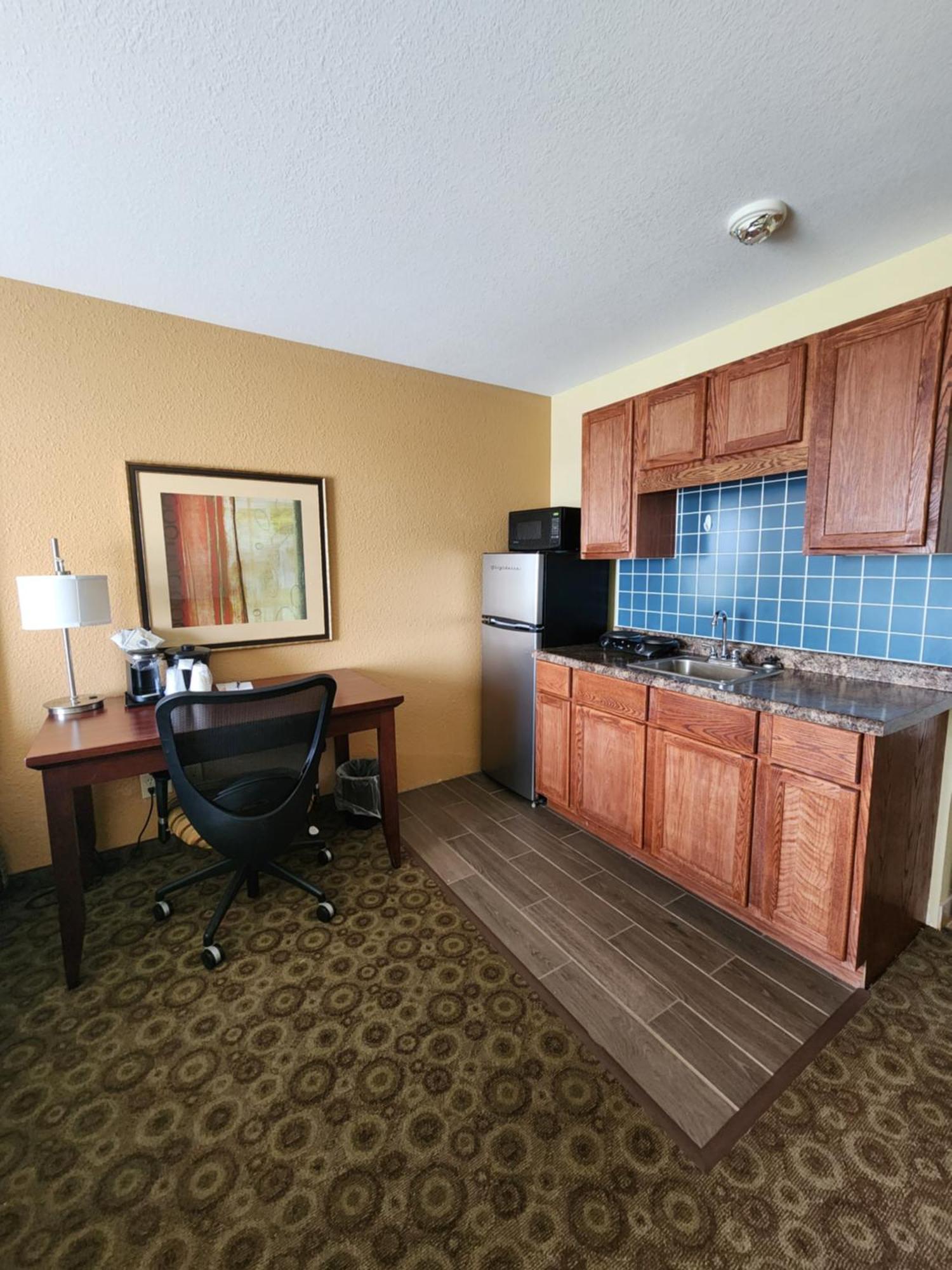 Highland Suites Minot Extérieur photo